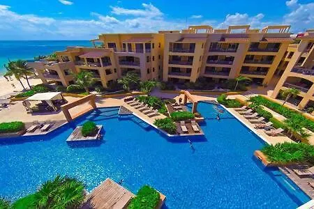 Oceanfront Condo A Block Off 5Th In Heart Of Playa contacts